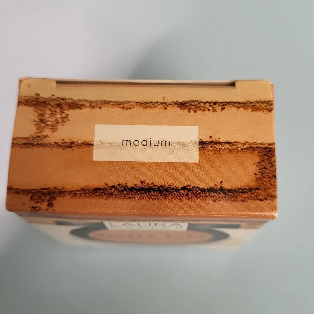 Laura Geller Double Take Baked Versatile Powder Foundation Medium .06oz (TS) NIB
